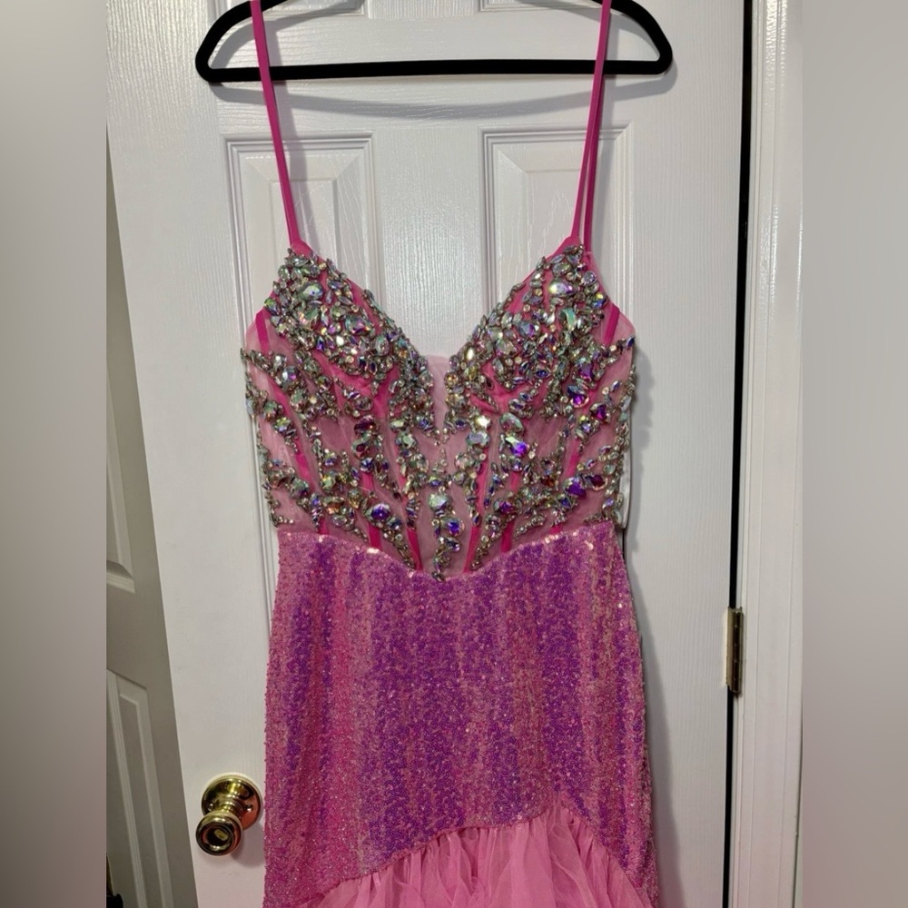 *SPRING SALE* NWT JOVANI SZ 10 Gown PINK Sequins Beads & Pink Tulle